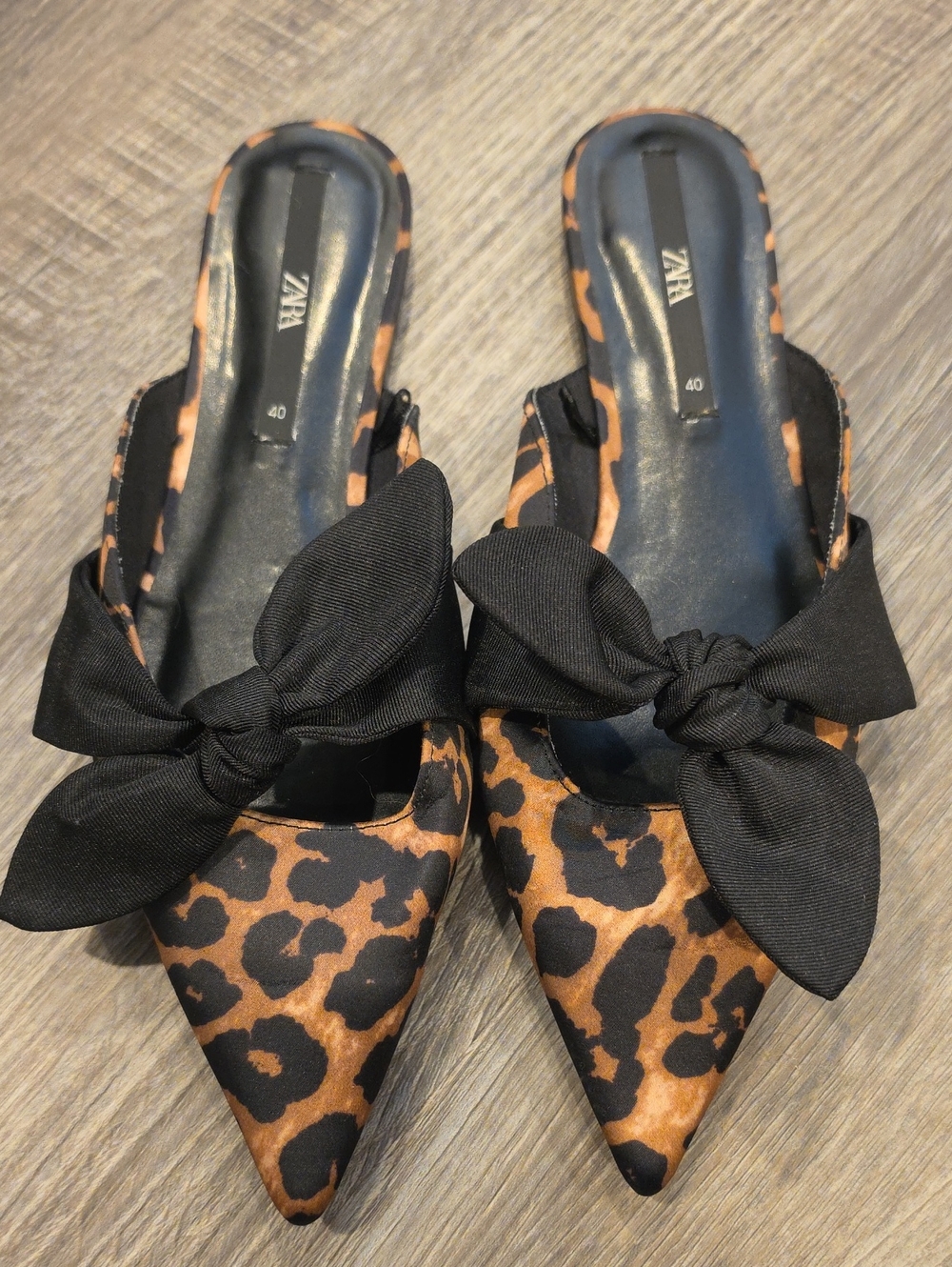 ZARA Tan Leopard Print Pointed Mule with Black Bow